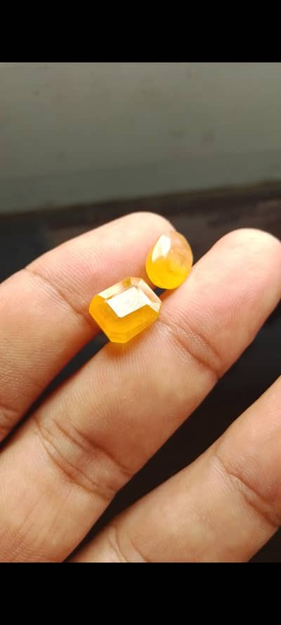 Yellow Saphire Pukhraj Natural Gemstones