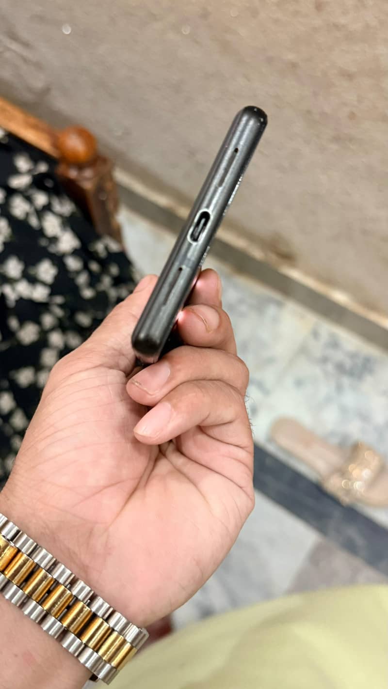 Google Pixel 6 3