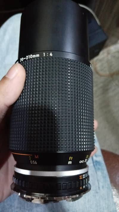Nikon 70-210mm f/4 Series-E lens