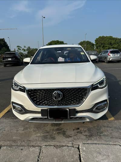MG HS 2021
