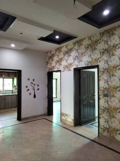 CORNER, MARBLE FLOORING 6 MARLA UPPER PORTION AVAILABLE FOR RENT FOR FAMILY with tenant family in Lower portion (without gas)