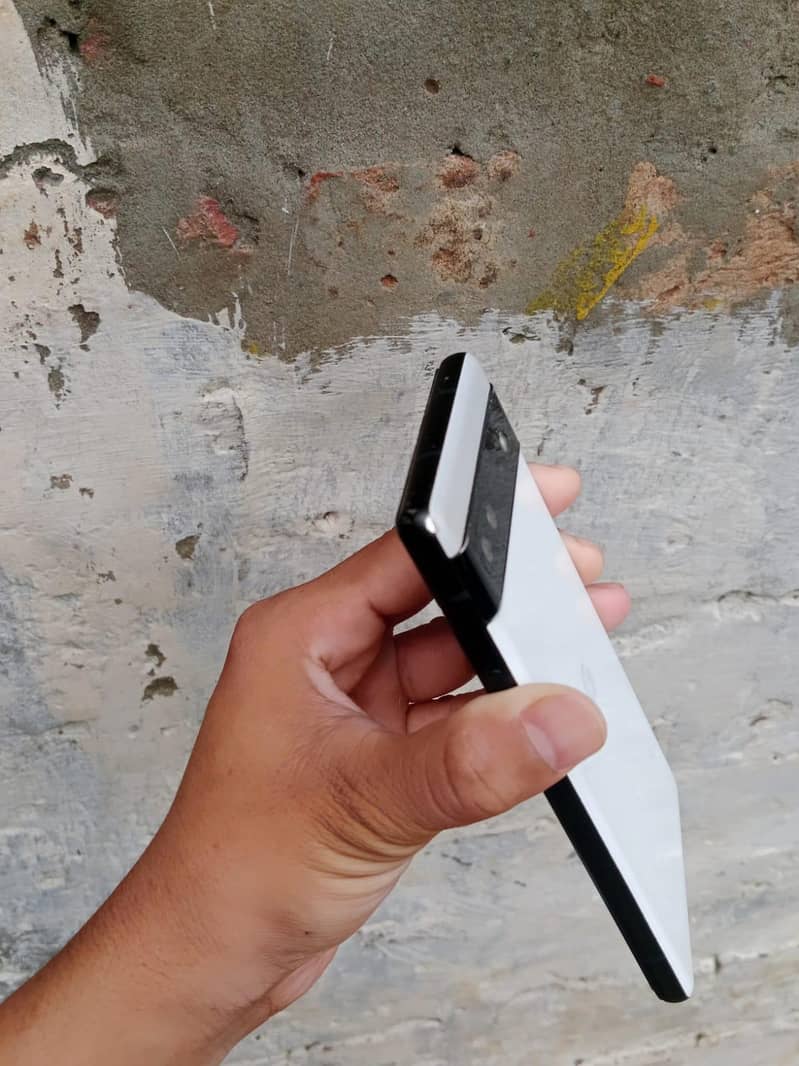 Google Pixel 6a 1