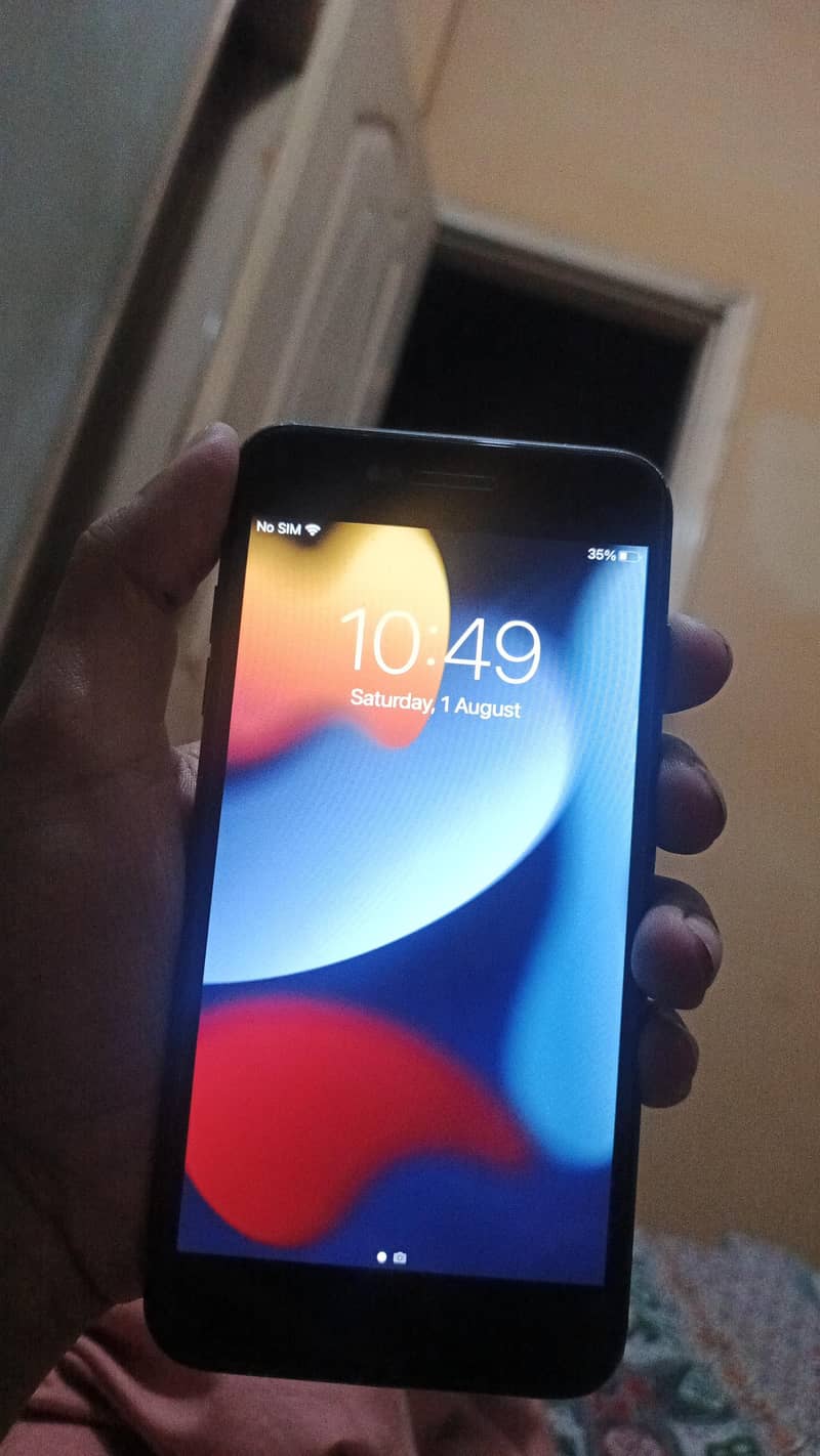 Apple iPhone 7 Plus 0