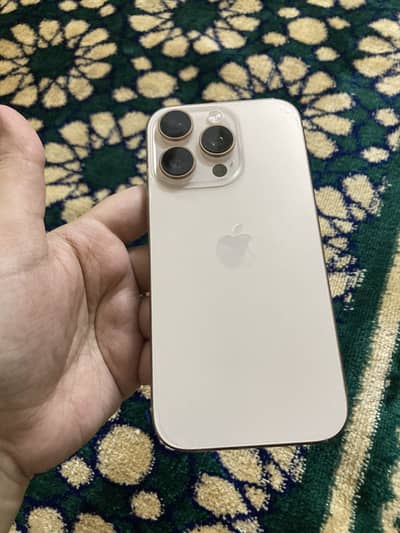 Apple iPhone 16 Pro
