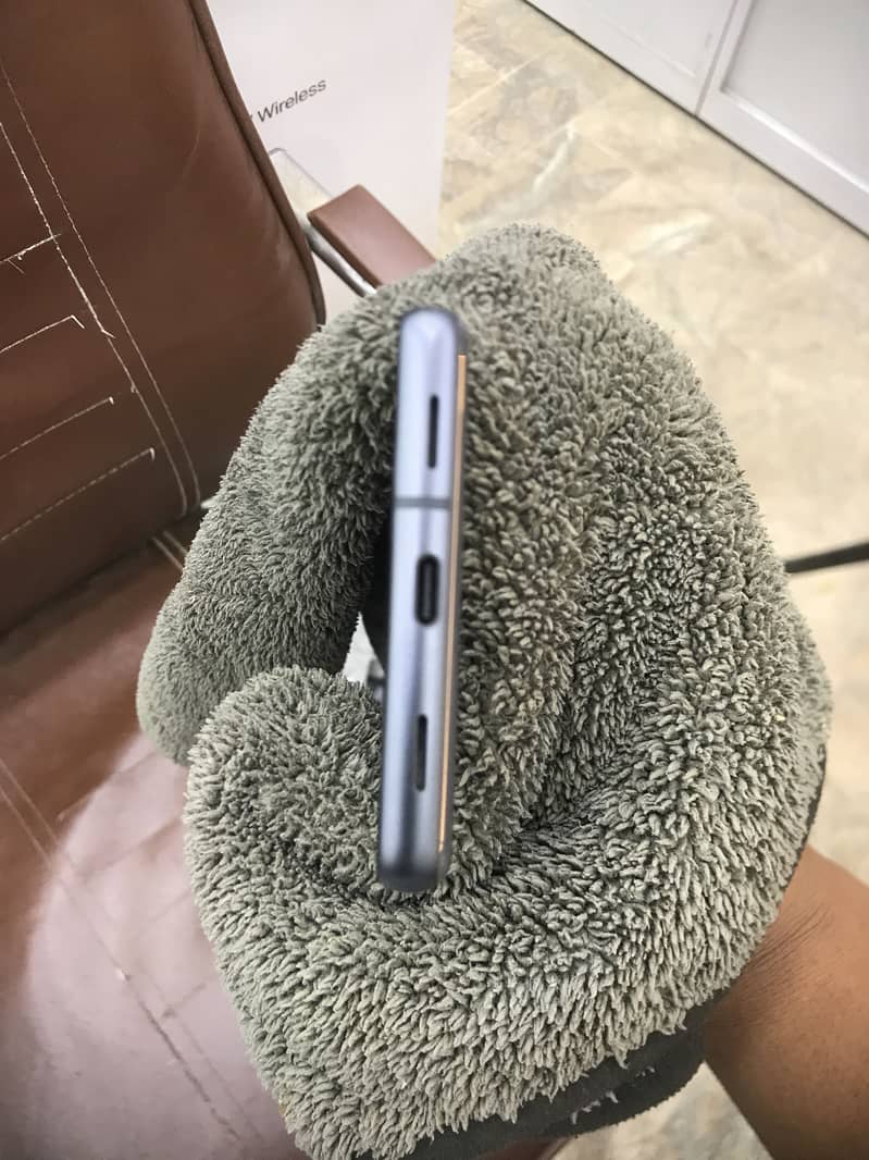 Google Pixel 7a 1