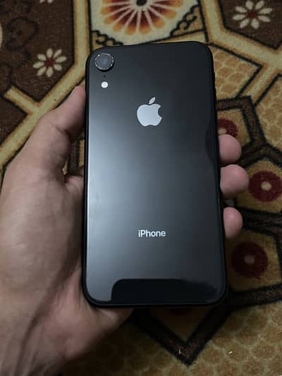 iPhone XR
