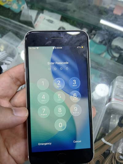 Apple iPhone SE