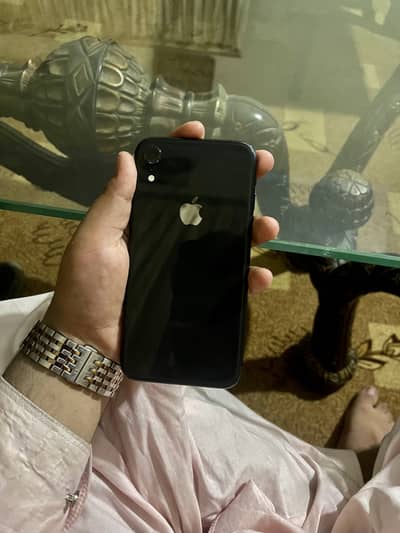 iPhone XR jv waterpack 64gb 79 battery health