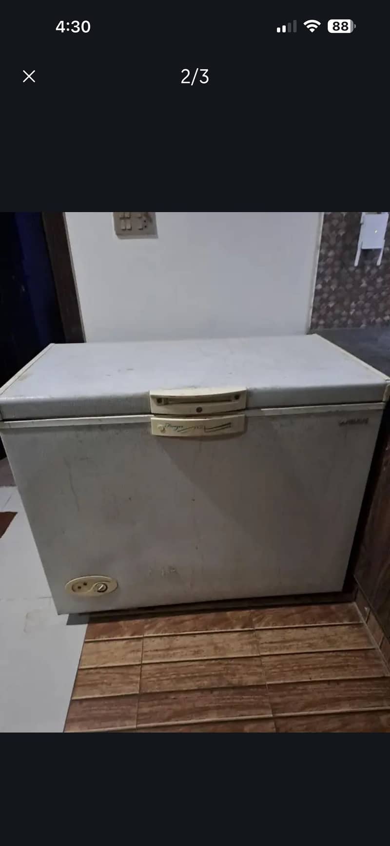Waves deep freezer perfect condition 0