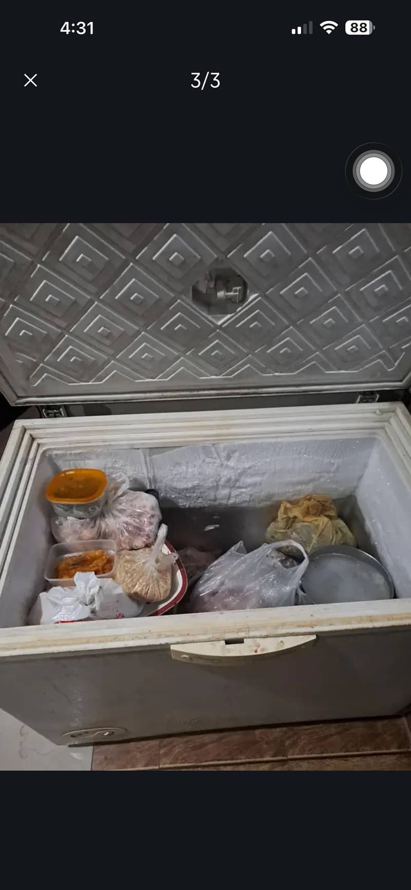 Waves deep freezer perfect condition 1