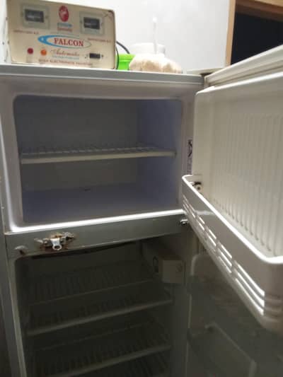 Singer fridge for sale