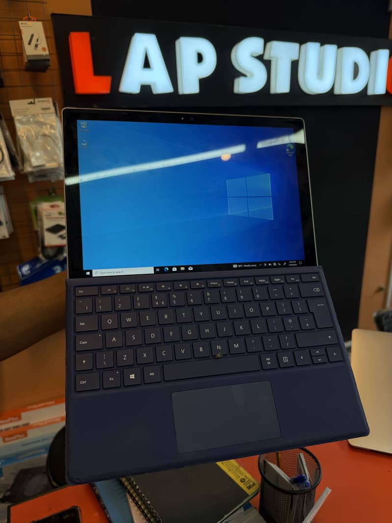 Microsoft Surface Pro 5 2