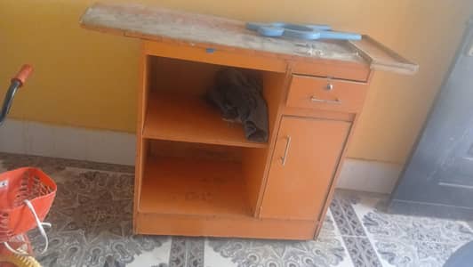 iron table