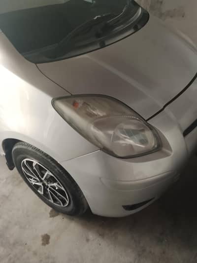 Toyota Vitz 2013