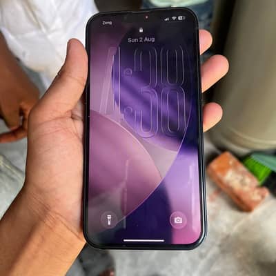 Apple iPhone 13