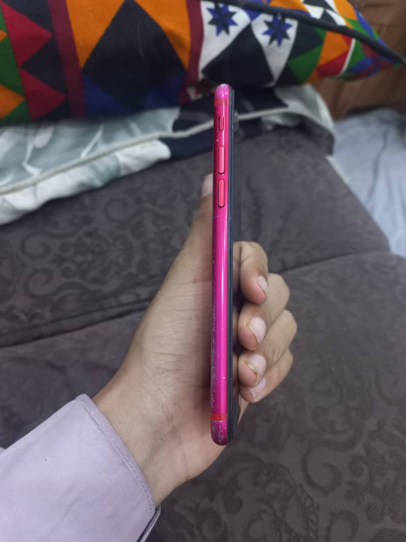 IPHONE 7 4