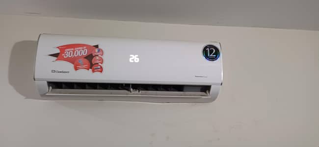 split Ac 1 ton Dawlance Out class condition