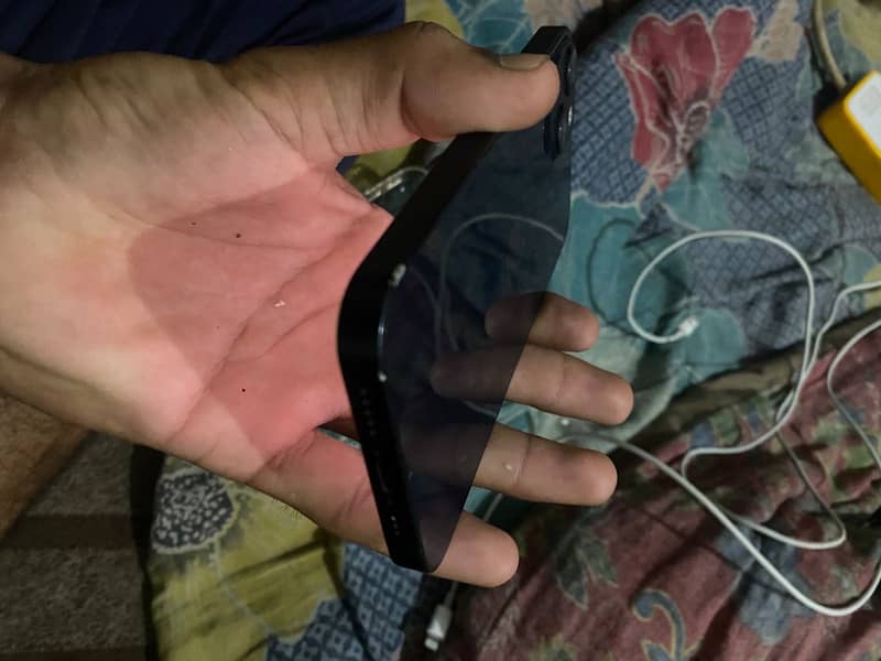 Apple iPhone 13 jv 128  LLA model 3