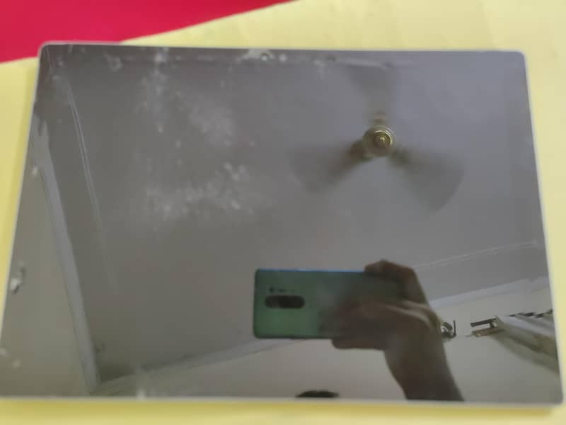 Surface 4 pro (screen needed) 1