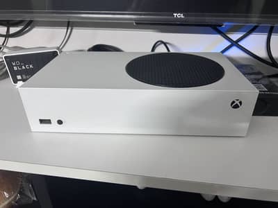 Xbox Series S 512GB (with Box + 2 Controllers)