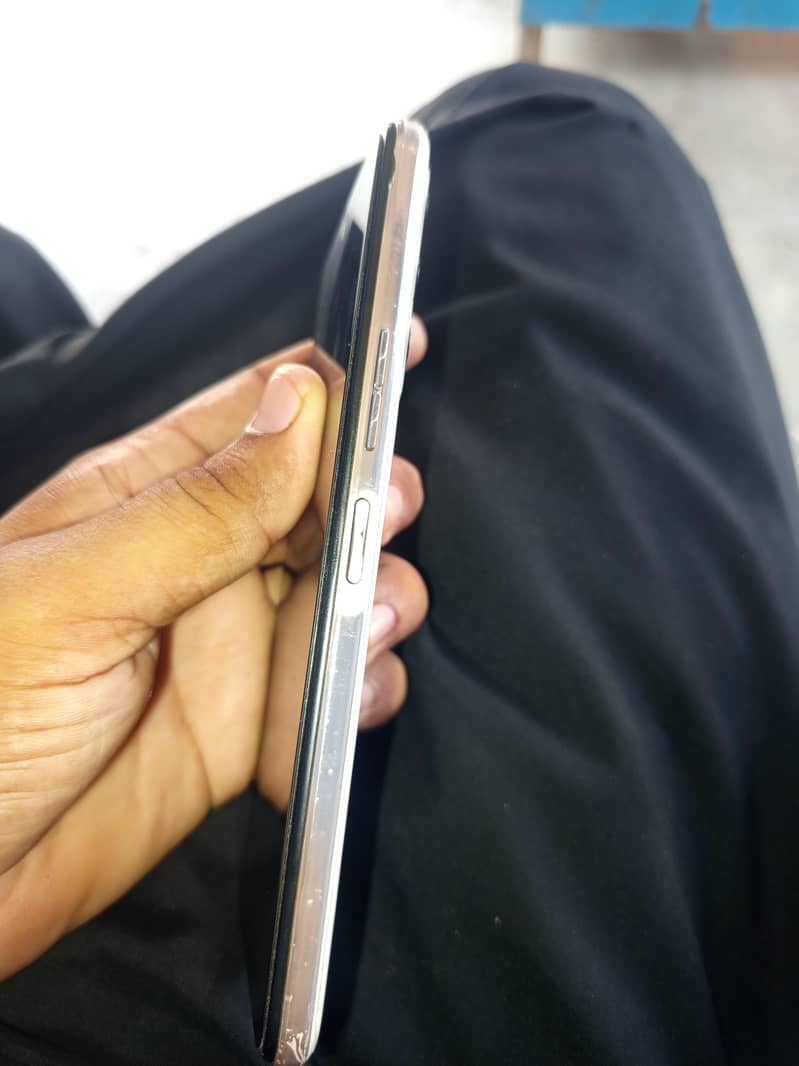Tecno Camon 18P 3