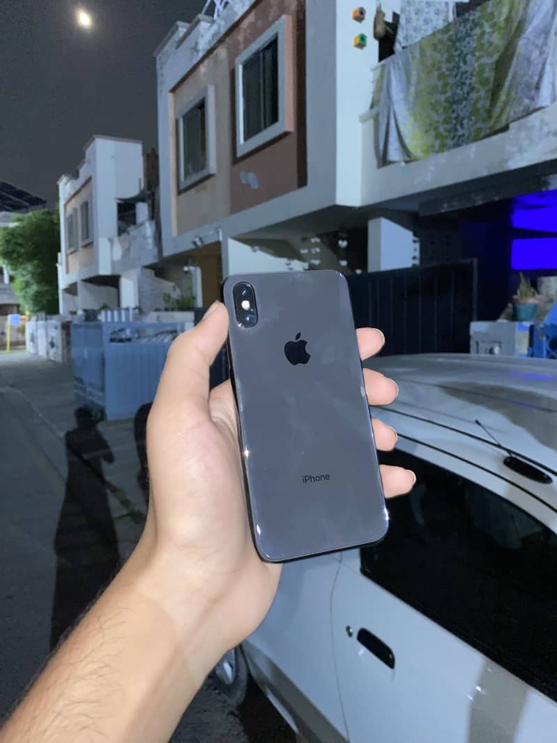 Apple iPhone X 1