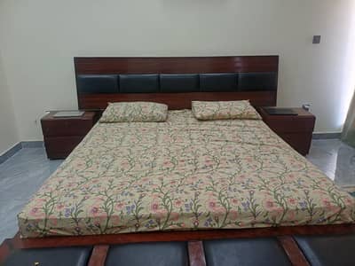 urget for sale king size bed dressing side table storage box