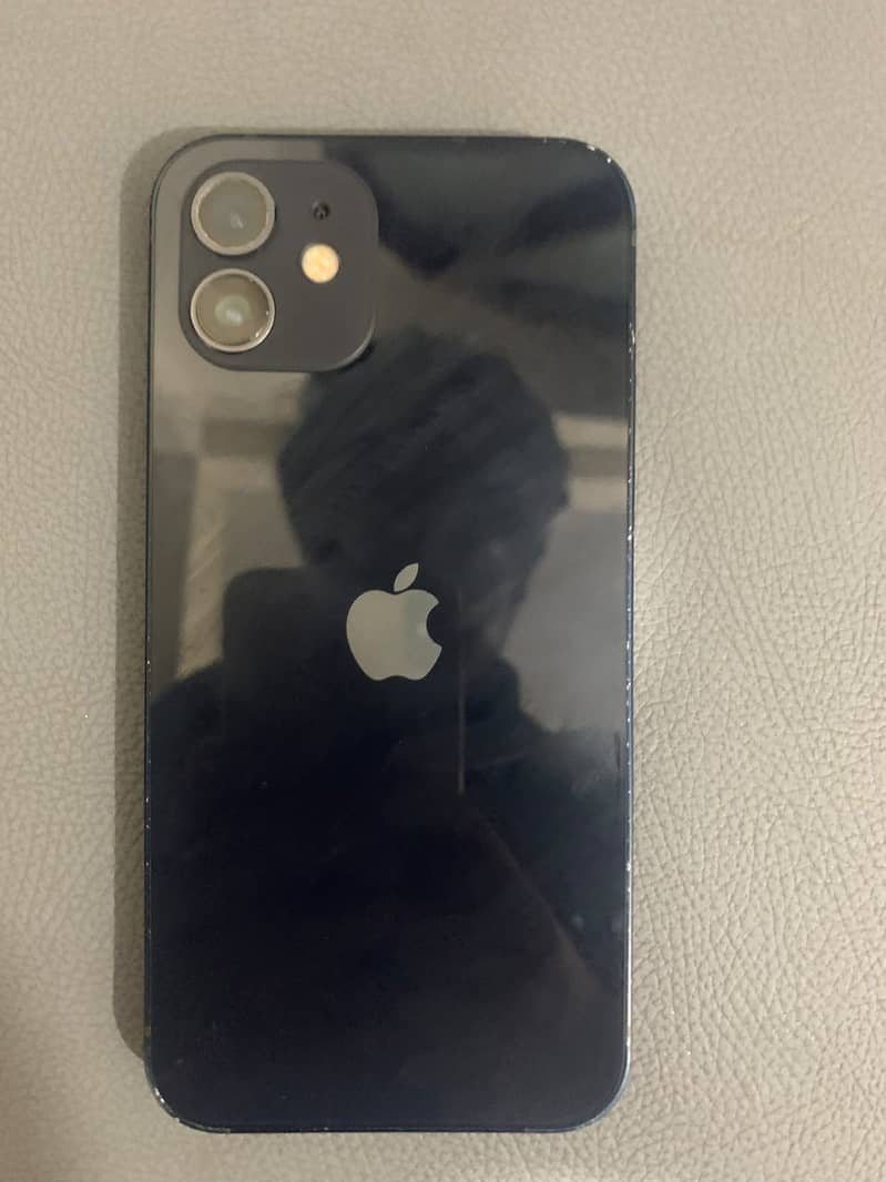 Apple iPhone 12 2