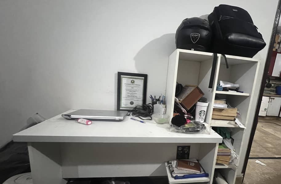Study table 1