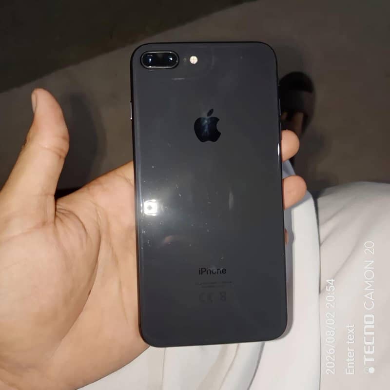 Apple iPhone 8 Plus 0