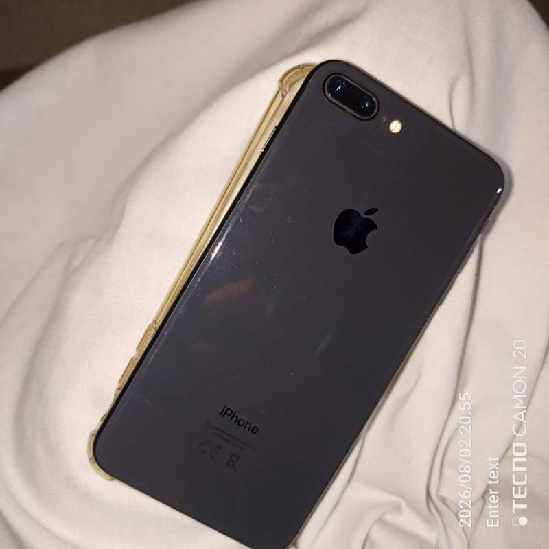Apple iPhone 8 Plus 2
