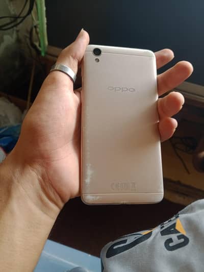 OPPO A37