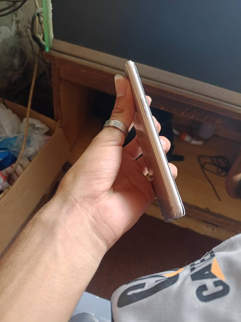 OPPO A37 3