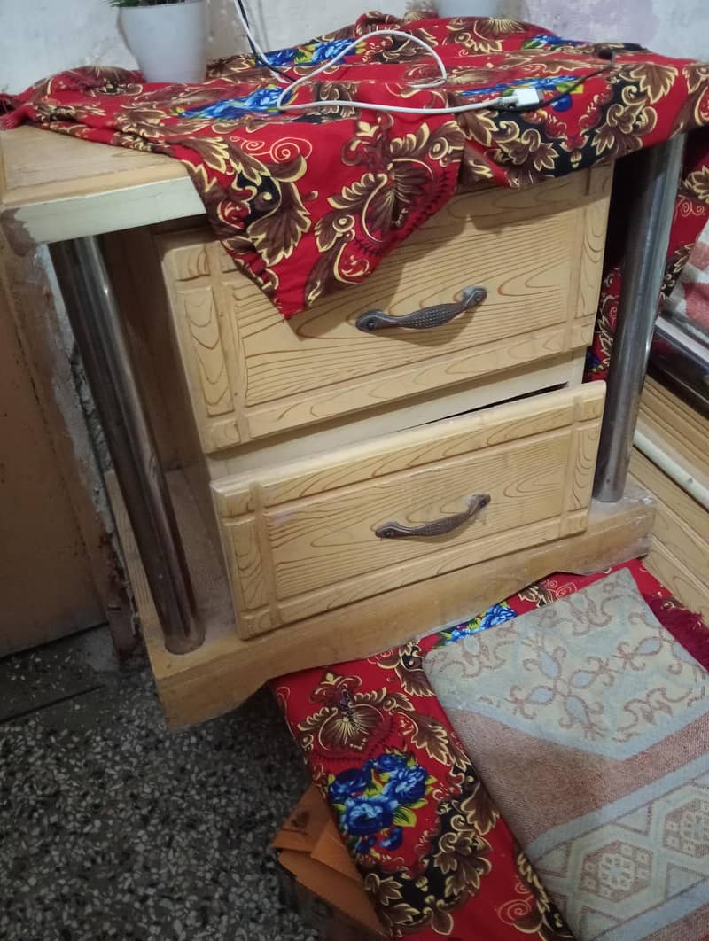 Double bed 0