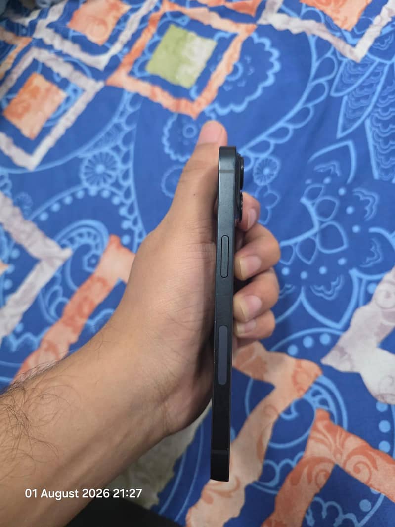 iphone 14 JV 3