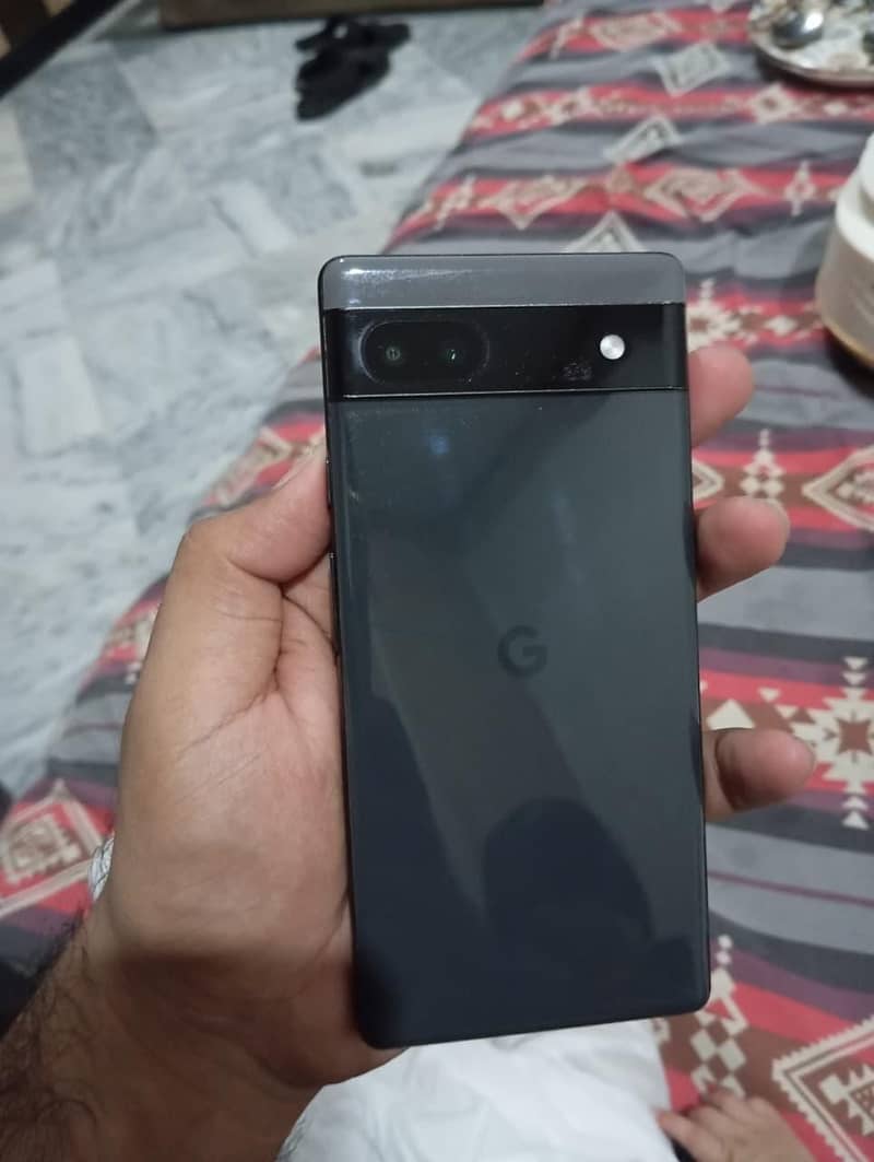 Google Pixel 6a 1