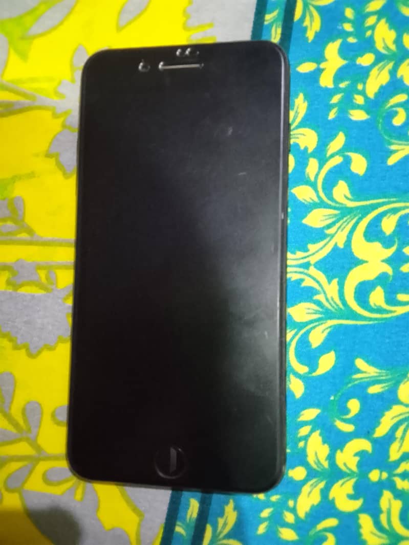 Apple iPhone 7 Plus 4
