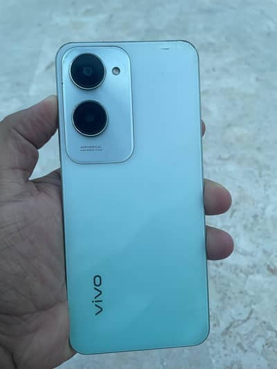 Vivo Y18
