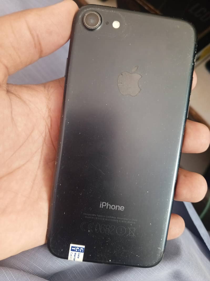 Apple iPhone 7 4