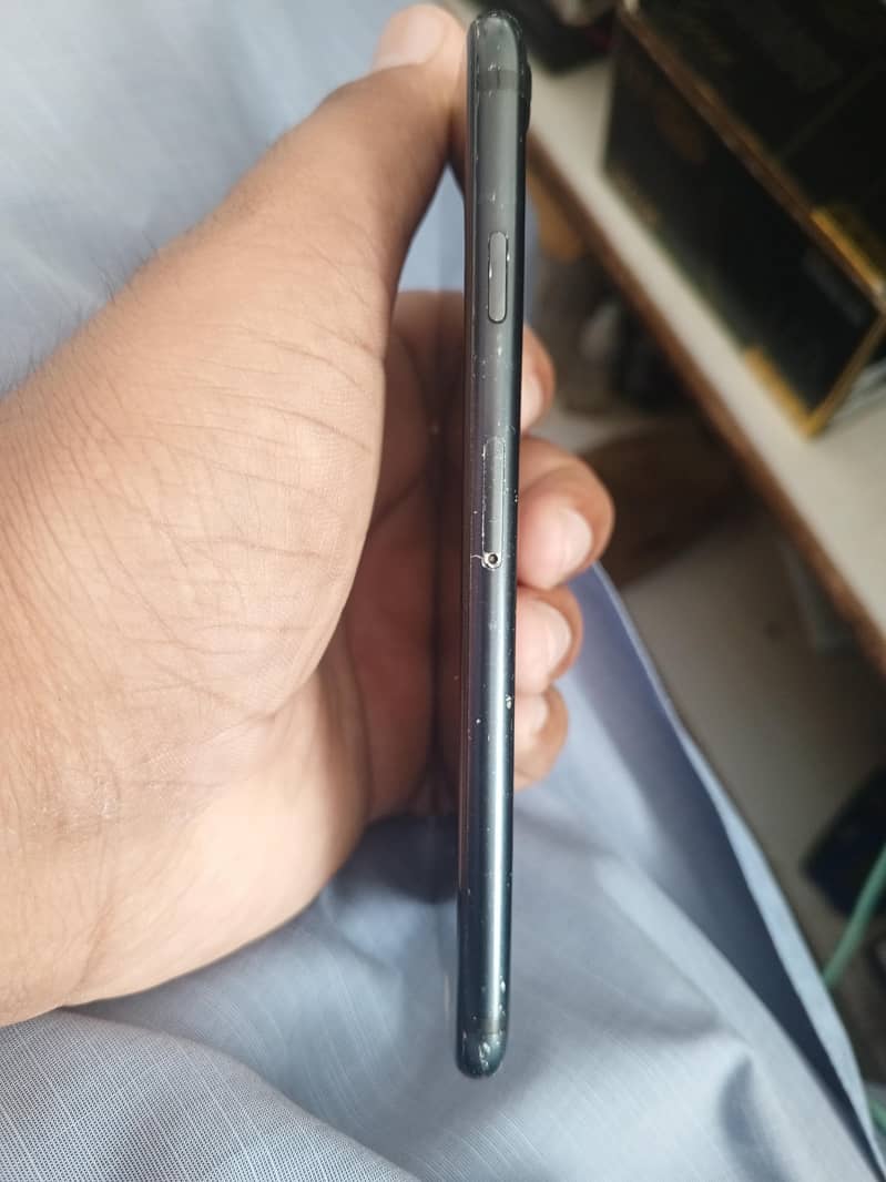 Apple iPhone 7 6