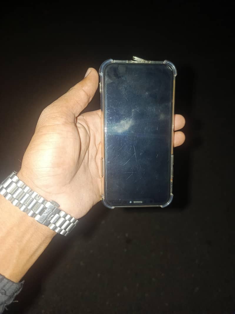 Apple iPhone X 0