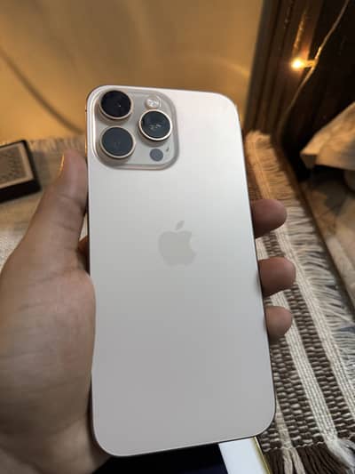 Apple iPhone 16 Pro Max