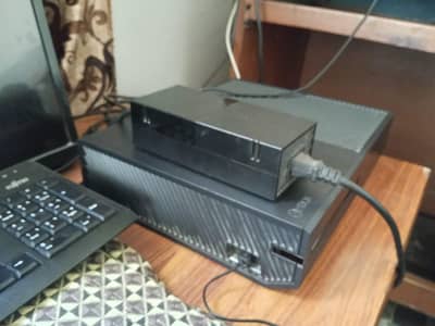 Xbox One Console + 22" LCD Monitor + Keyboard – Good Condition