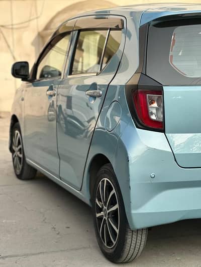 Daihatsu Mira 2019