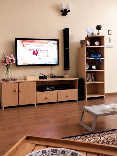 Tv trolley and book shelf