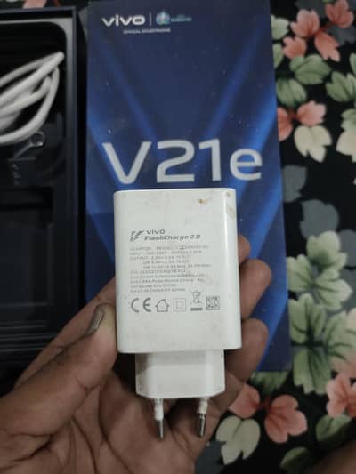 Vivo V21e