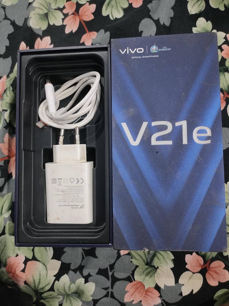 Vivo V21e 1