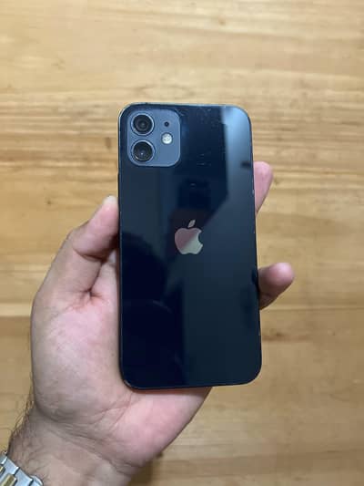 Apple iPhone 12