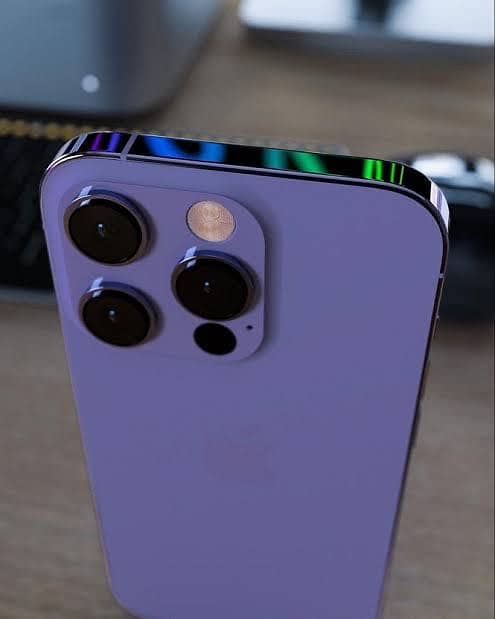 Apple iPhone 14 Pro Max 0