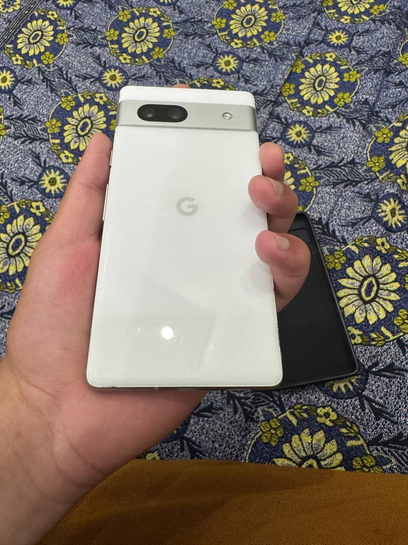 Google Pixel 7a 2
